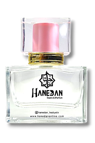#hndn68268 - Qsmell Aşk Parfümü 30 ml - Etkileyici ve Çekici Koku